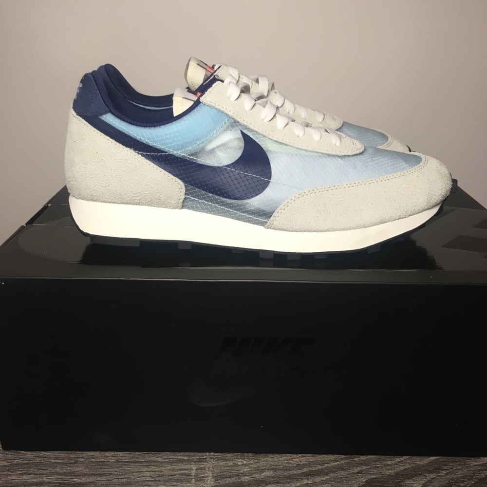 NIKE Daybreak Size 10